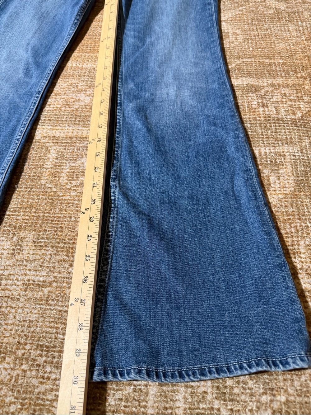 rag & bone women’s mid-blue Casey high rise flare jeans 30 inch L - Picture 6 of 7